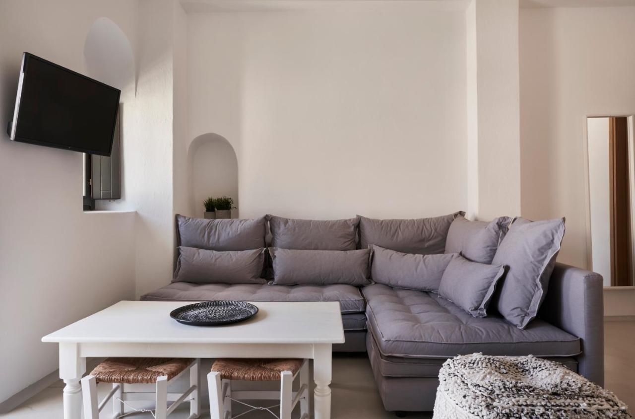 Maison Central By Monocle Mykonos Town Bagian luar foto