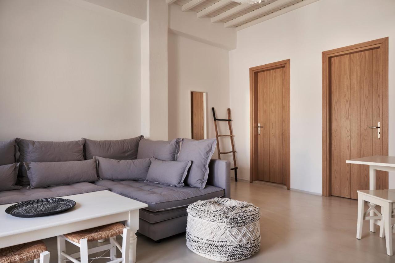 Maison Central By Monocle Mykonos Town Bagian luar foto